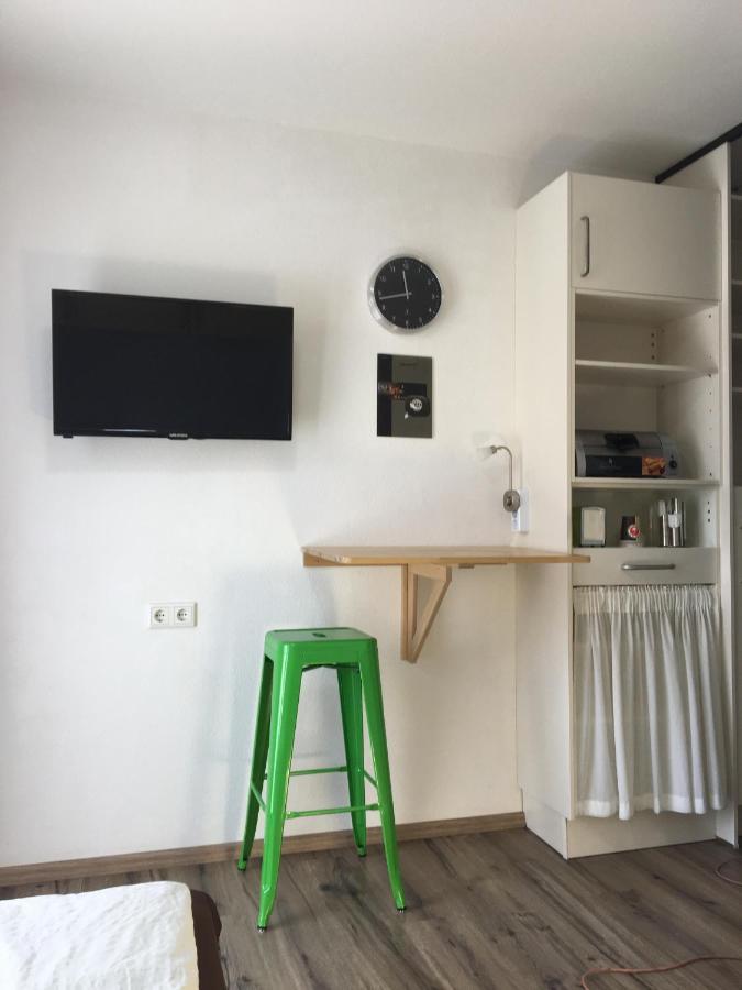Business And Family Homes 부르가우 외부 사진
