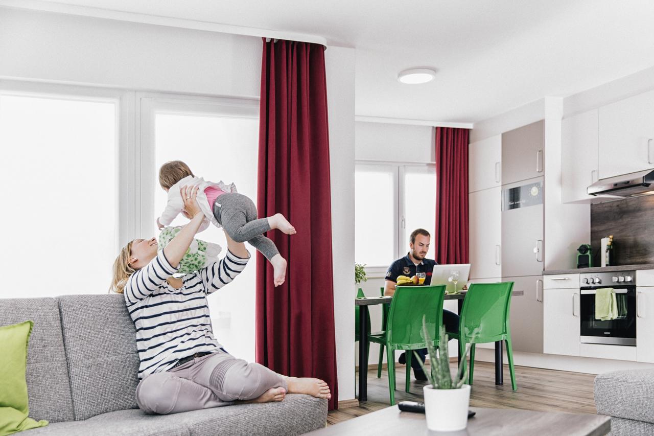 Business And Family Homes 부르가우 외부 사진
